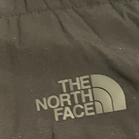 NorthFace Zip Up Black - Picture 2 of 4